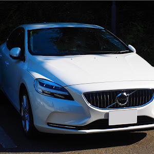 V40 D4