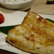 劍持屋鰻魚飯