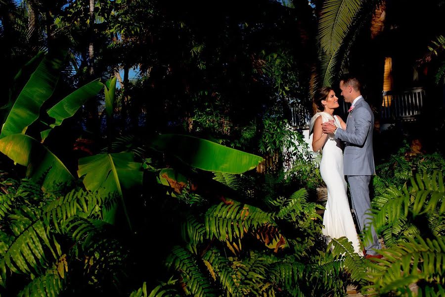 Fotógrafo de casamento Maggie Stolzberg (maggiestolzberg). Foto de 10 de março 2020