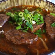 【杭州南路】老張牛肉麵(分店)