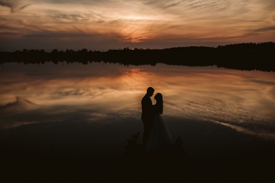 Fotografer pernikahan Piotr Kochanowski (kotofoto). Foto tanggal 2 Agustus 2018