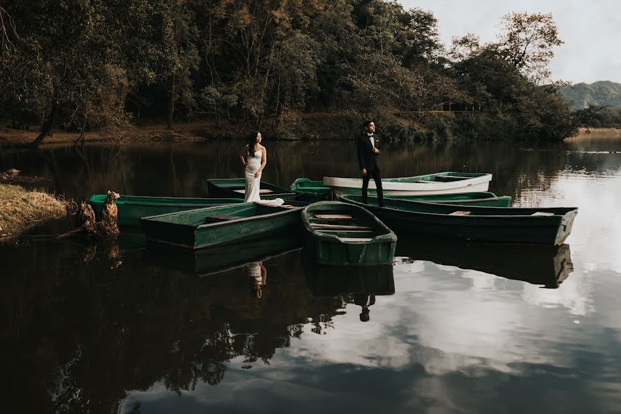 Wedding photographer Fabrizio Castillo (lordsphotography). Photo of 20 October 2021