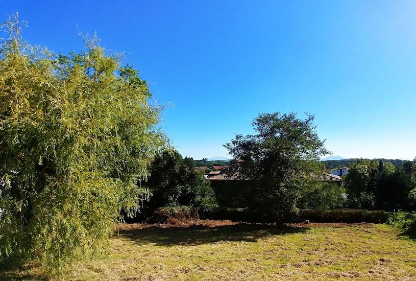  Vente Terrain à bâtir - 814m² à Saint-Pierre-d'Irube (64990) 