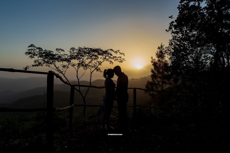 Fotografo di matrimoni Manuel Ramirez (manueltveo). Foto del 6 settembre 2020