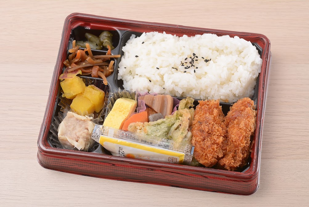 日本最大の 81cm×27cm 横長ポスター10枚セット 弁当 当店自慢の美味しいお弁当 カキフライ弁当 牡蠣フライ弁当