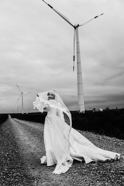 Wedding photographer Diana Semenova (dominik09). Photo of 10 October 2021