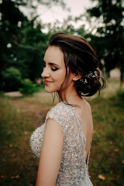 Fotografo di matrimoni Elena Machushnyk (helen). Foto del 23 luglio 2019