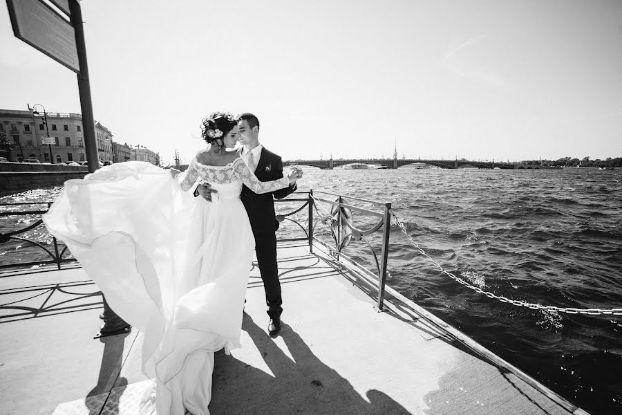 Fotografo di matrimoni Ira Pit (irapit). Foto del 30 maggio 2016