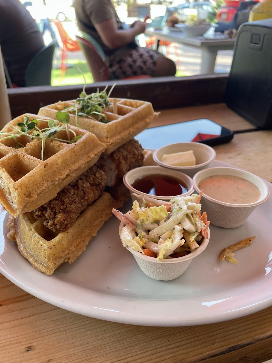 Chicken & waffles