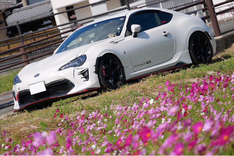86のBRZ・コスモス畑・愛車撮影・リベンジ成功・ロールアイスに関するカスタム事例の投稿画像5枚目