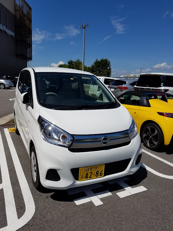 ミルキードラゴンさんが投稿した代車・小回り効く・狭い・我慢・モーニングに関するカスタム事例の投稿画像1枚目
