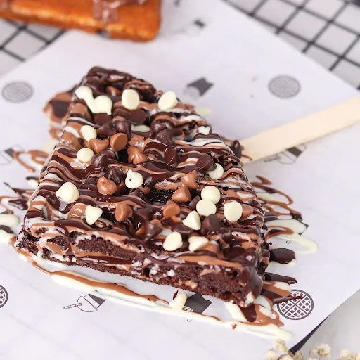 Triple Chocolate Waffle Pop