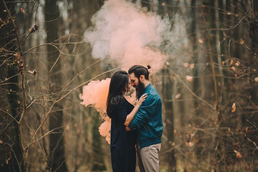 Fotógrafo de casamento Mihai Trofin (mihaitrofin). Foto de 28 de novembro 2015