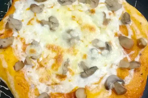Cheese Mushroom Pizza