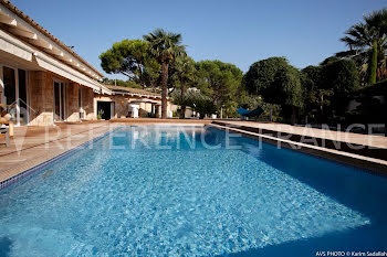 villa à Mougins (06)