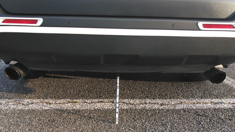 RAV4の静電気対策・昔の車に付いてるやつw・効果は？に関するカスタム事例の投稿画像1枚目