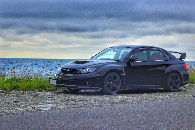 インプレッサ WRX STIの北海道・海と愛車・愛車と風景・ドライブ・カメ活に関するカスタム事例の投稿画像5枚目