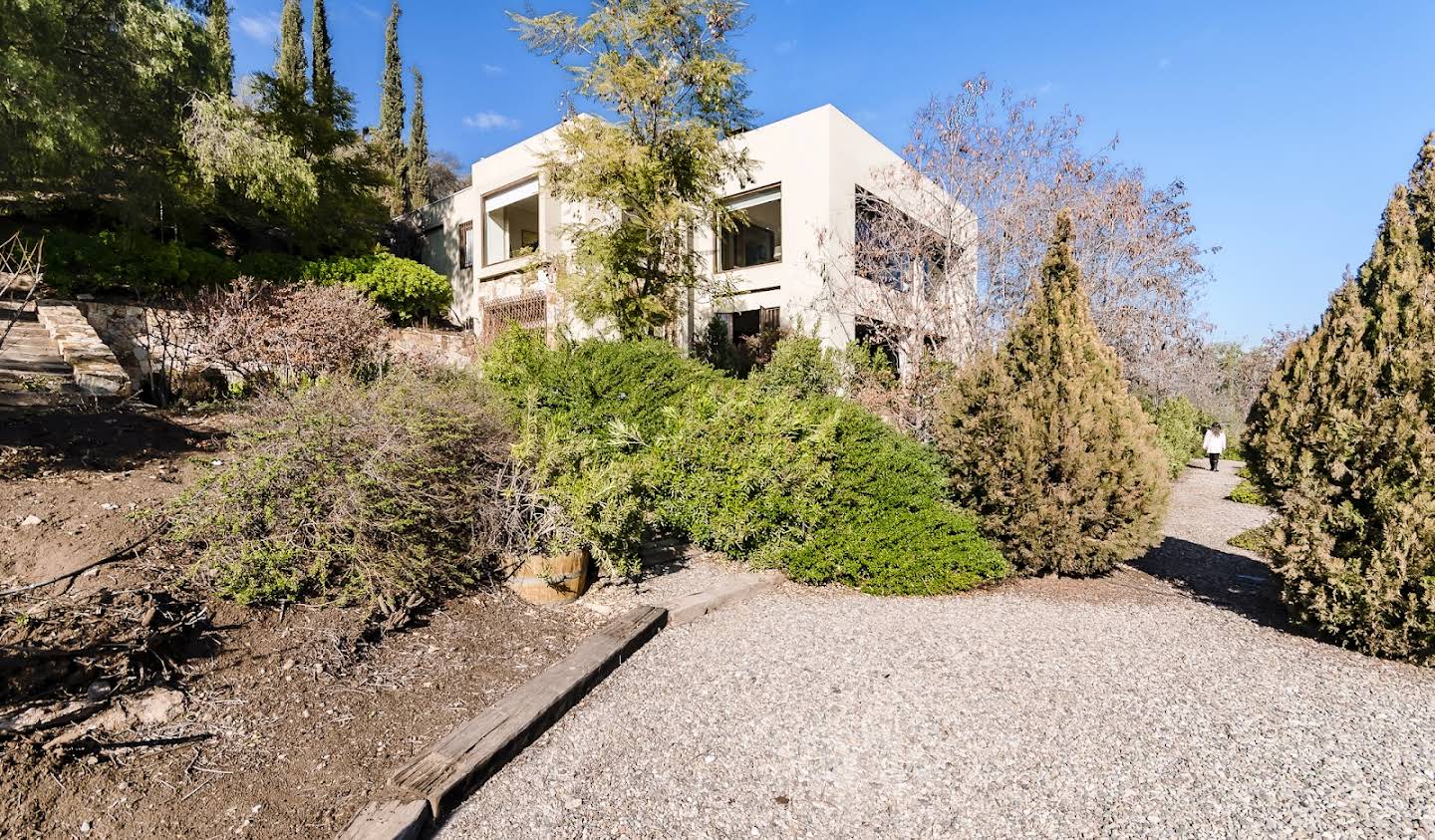 Maison avec jardin et terrasse Colina