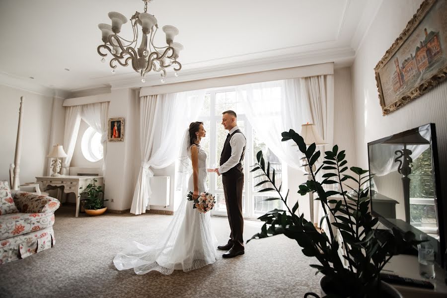 Весільний фотограф Татьяна Буркина (burkinaphoto). Фотографія від 10 листопада 2023