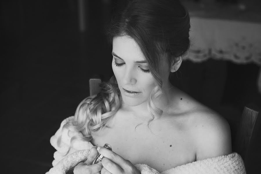 Wedding photographer África Paredes (africaparedes). Photo of 1 August 2017