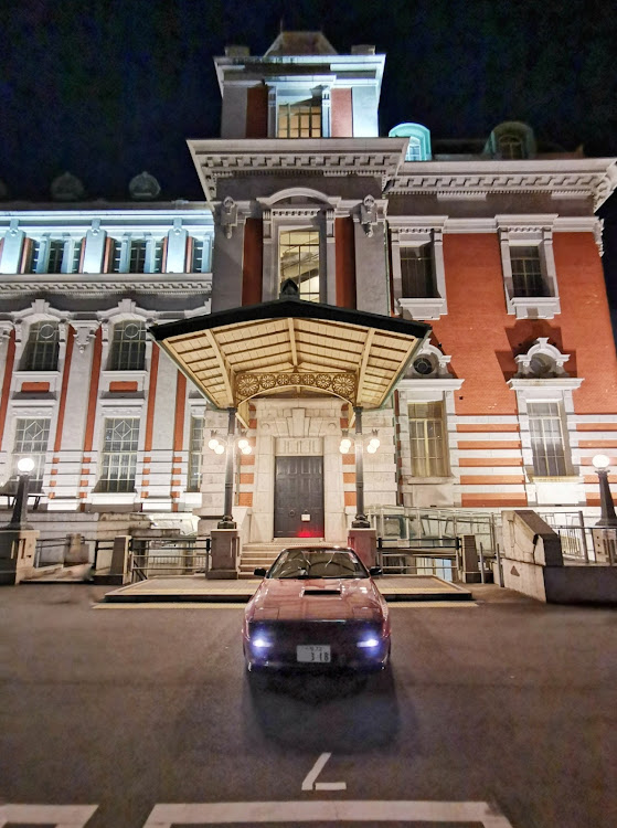 RX-7の大阪歴史的建造物・スカイラインGT-R・オースチンヒーレー100・今度は飛ばなくて良かった・歴史的建造物に関するカスタム事例の投稿画像3枚目