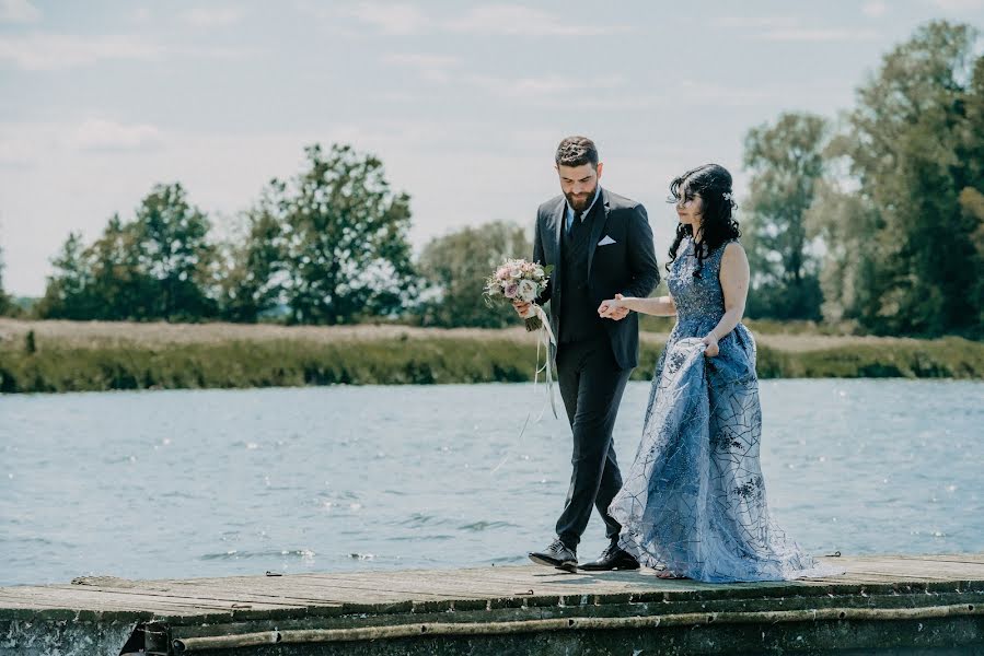 Fotógrafo de casamento Halil Tosun (tosun). Foto de 31 de outubro 2018