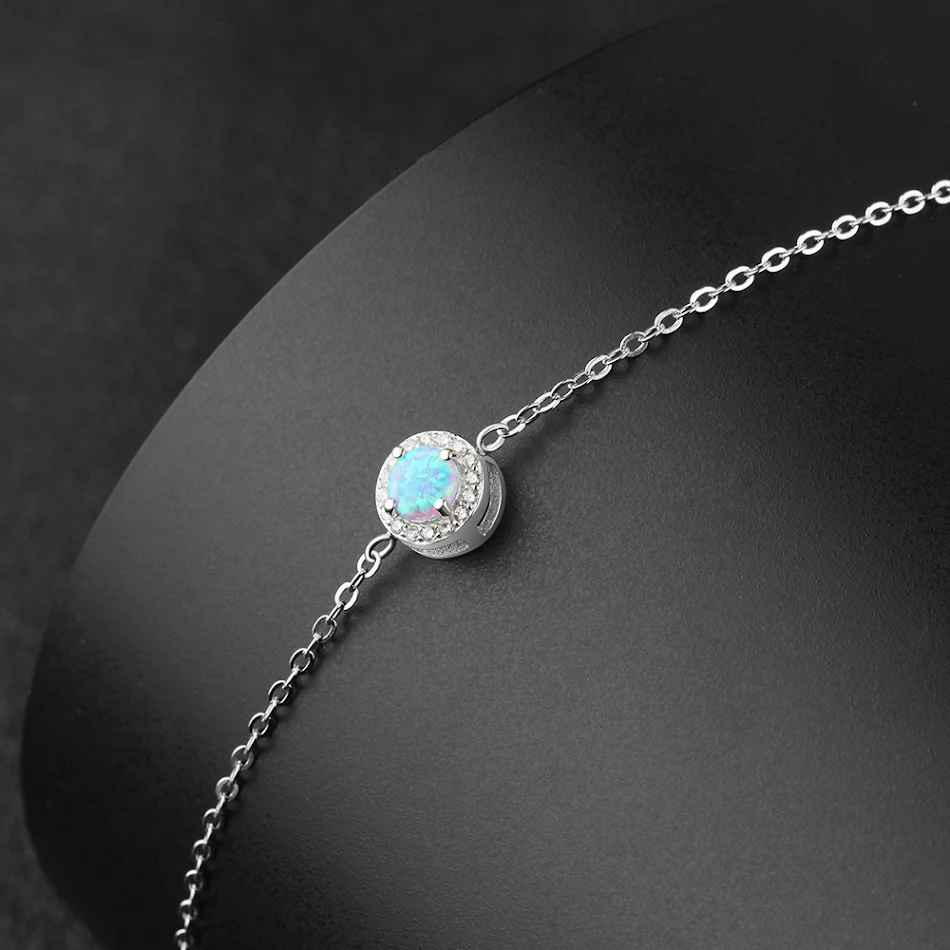 Verstelbare Eenvoudige Armband Perfect voor Dagelijks Gebruik Comfortabel en Stijlvol Gemakkelijk Verstelbaar voor een Perfecte Pasvorm Lichtgewicht en Veelzijdig