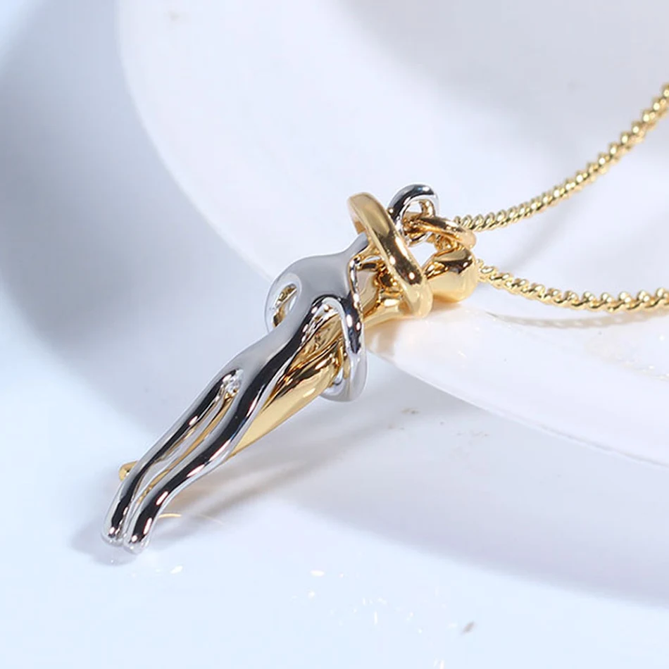 Collar de Amor Abrazo Unisex Joyería Parejas Cadena Clavícula Simple Regalo San Valentín Amantes. Un gesto de cariño para él y ella.