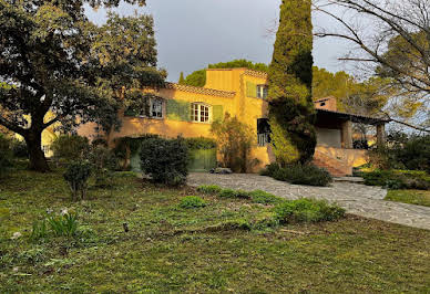 Villa with terrace 1