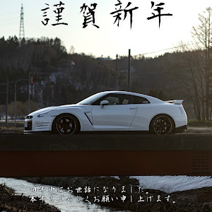 NISSAN GT-R