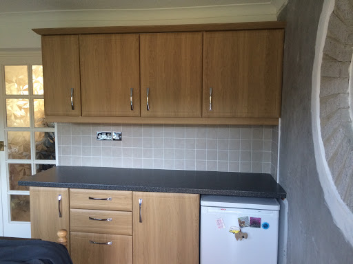 Housemates Kitchens & Bathrooms