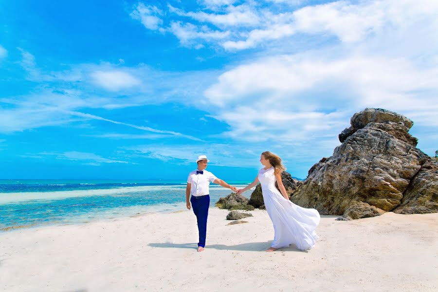 Wedding photographer Aleks Dyadyushko (diadiushko). Photo of 21 December 2016