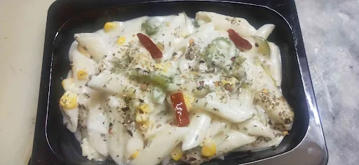 Alfredo Cheese Pasta