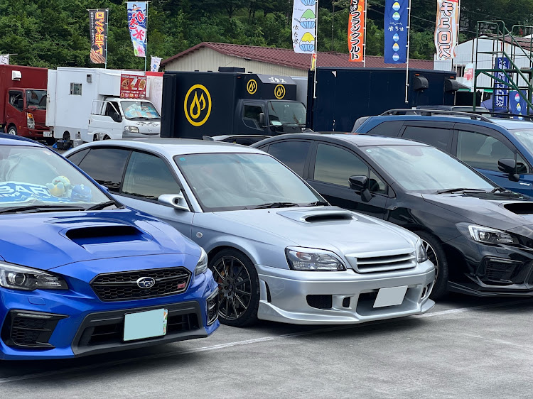 レガシィB4のスバルフェス・ヘリテージパーツ・3レガ・アンケートに関するカスタム事例の投稿画像1枚目