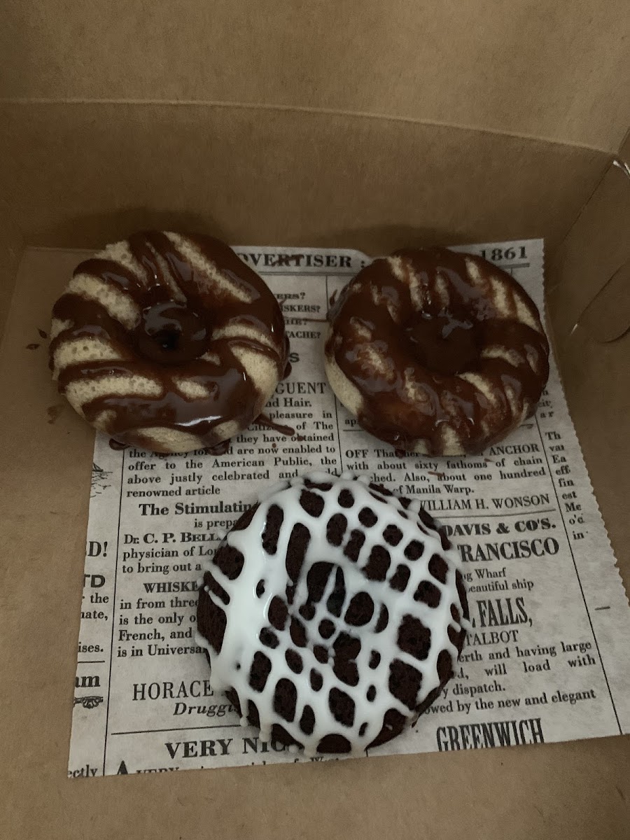 Gluten and vegan donuts!!! Delicious! The owner is lovely and is very knowledgeable about GF. GF donuts are baked separate !