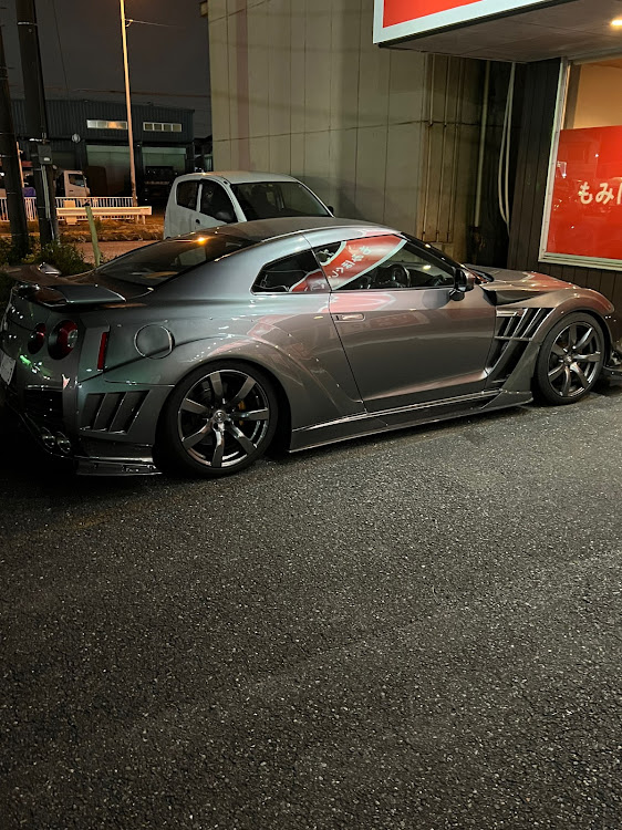 NISSAN GT-RのGT-R・モミモミ・洗車・しゃしんさつえいに関するカスタム事例の投稿画像1枚目