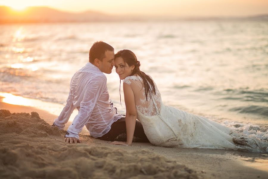 Wedding photographer Hakan Özfatura (ozfatura). Photo of 6 November 2016