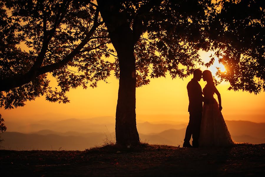 Photographe de mariage Giorgos Begas (georgebegas). Photo du 14 décembre 2021