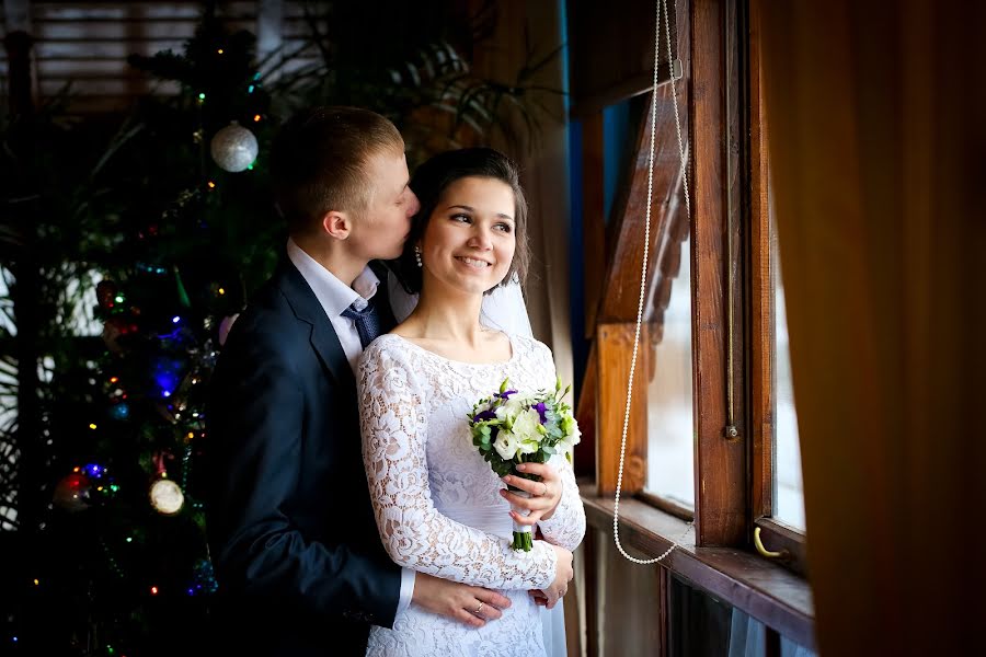 Fotografo di matrimoni Anna Zhukova (annazhukova). Foto del 6 gennaio 2016