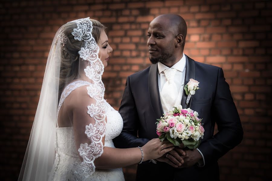 Fotógrafo de casamento Björn Herbeck (prime-shots). Foto de 2 de agosto 2019