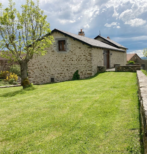 House with terrace 2