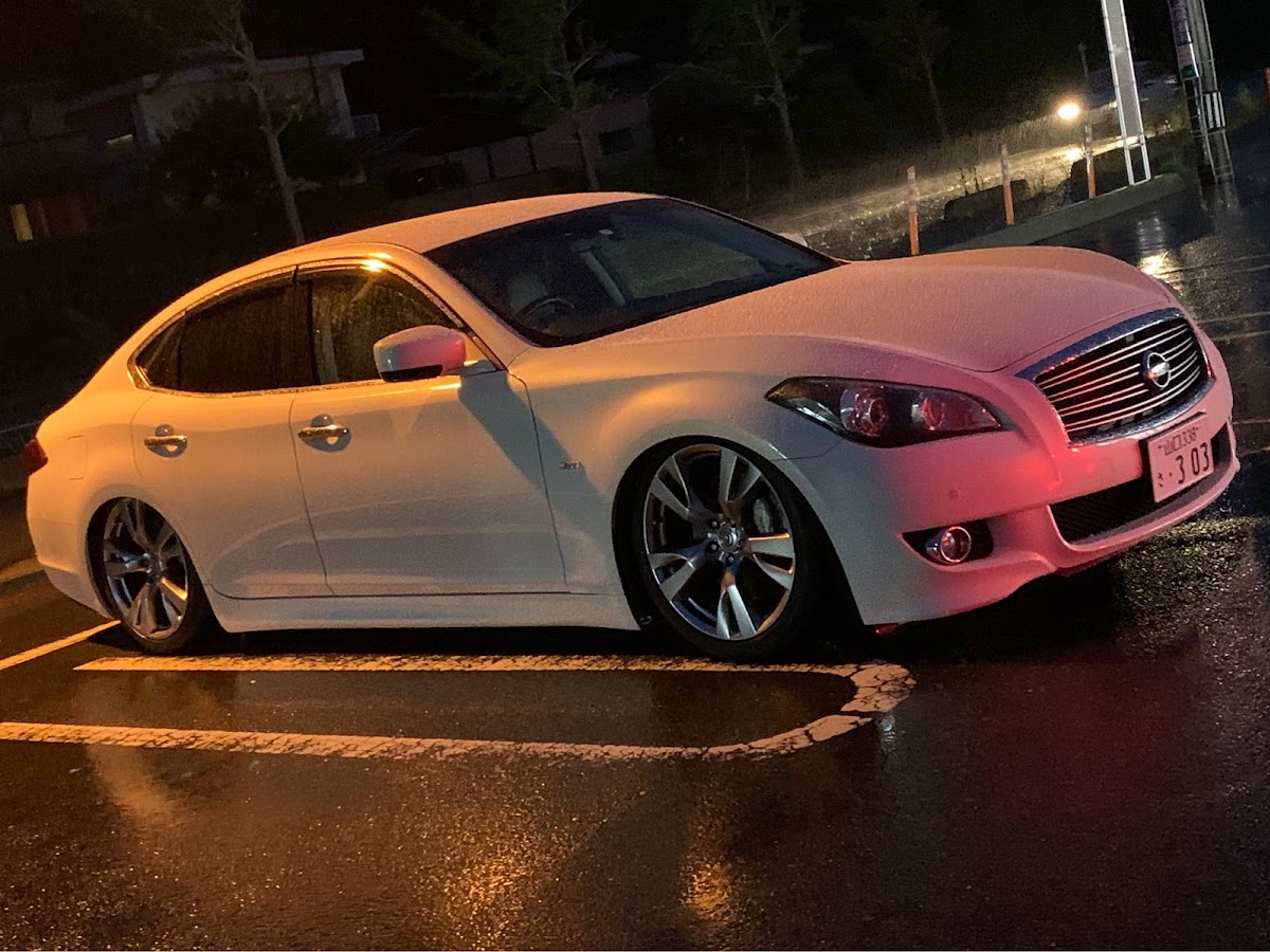 日産 フーガを華麗にカスタム By あべ 07 09 車高調いれました Rsrのblack I ですクソツラなのはまたどうにかします 某アプリでこの位には Cartune