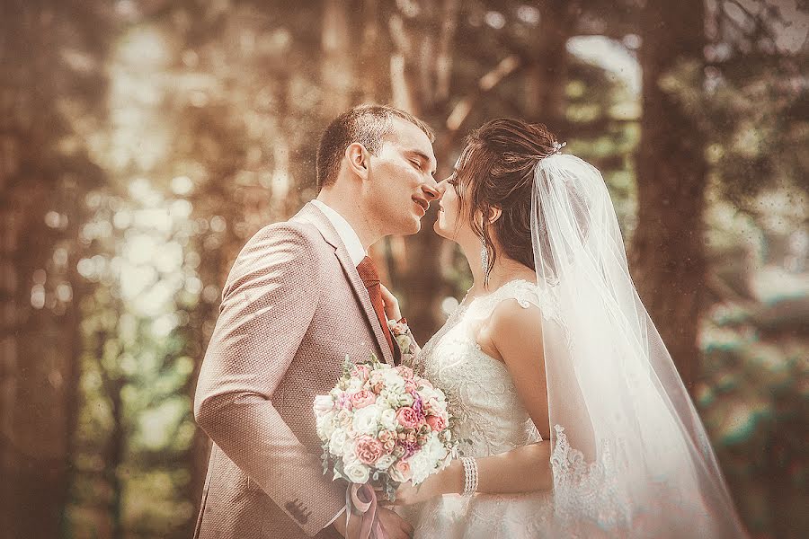 Photographe de mariage Abu Asiyalov (abak). Photo du 10 juillet 2018