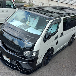 ハイエース