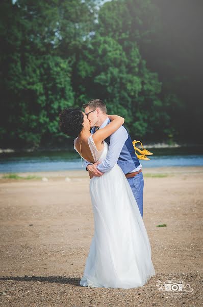 Fotógrafo de casamento Anaïs Rulleau (lourulleau). Foto de 13 de abril 2019