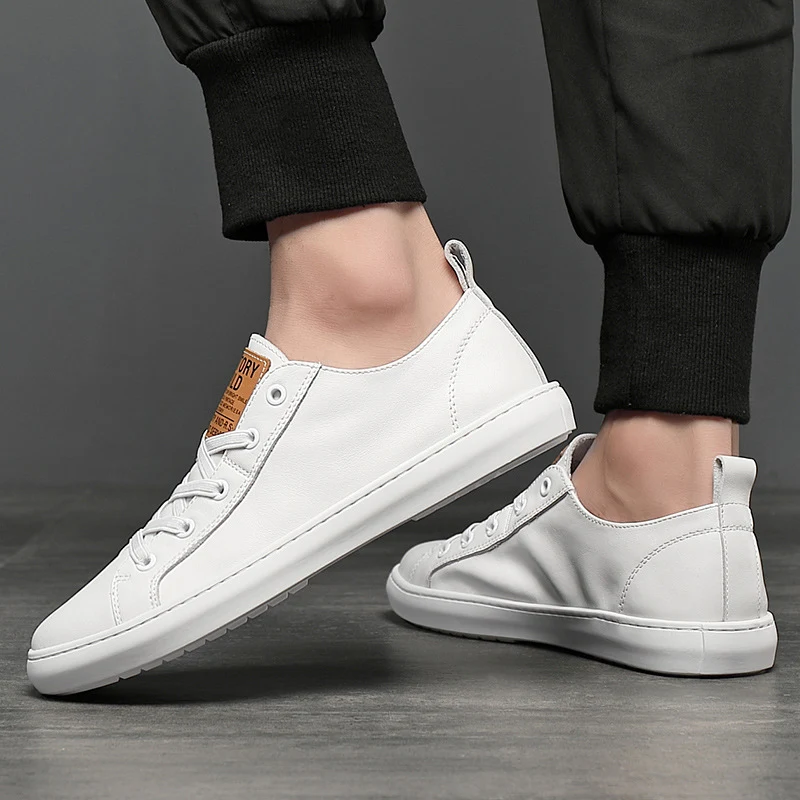 Title 1, Sneakers basse da uomo in pelle bianca primo st...