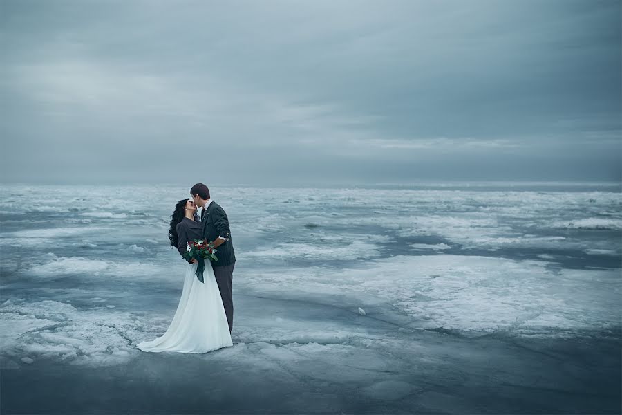 Huwelijksfotograaf Aleksandr Khmelevskiy (salaga). Foto van 21 februari 2017