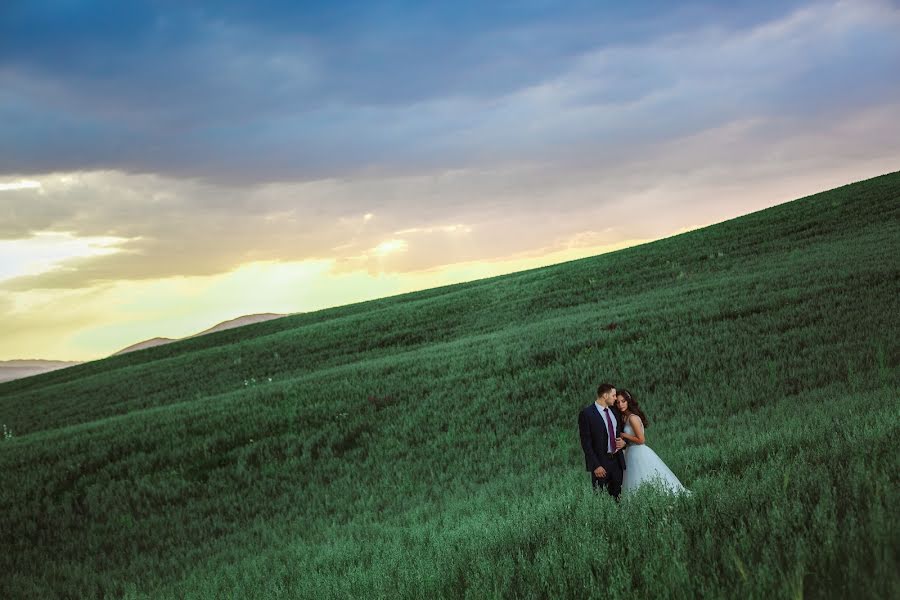 Fotógrafo de bodas Vitaliy Kuleshov (witkuleshov). Foto del 4 de agosto 2017