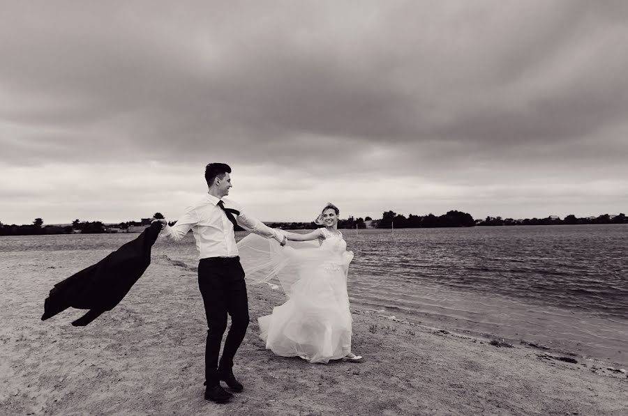 Fotógrafo de casamento Anna Shaulskaya (annashaulskaya). Foto de 30 de março 2020