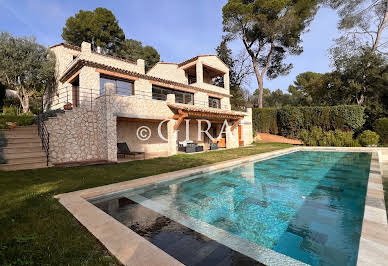 Villa with pool and terrace 5